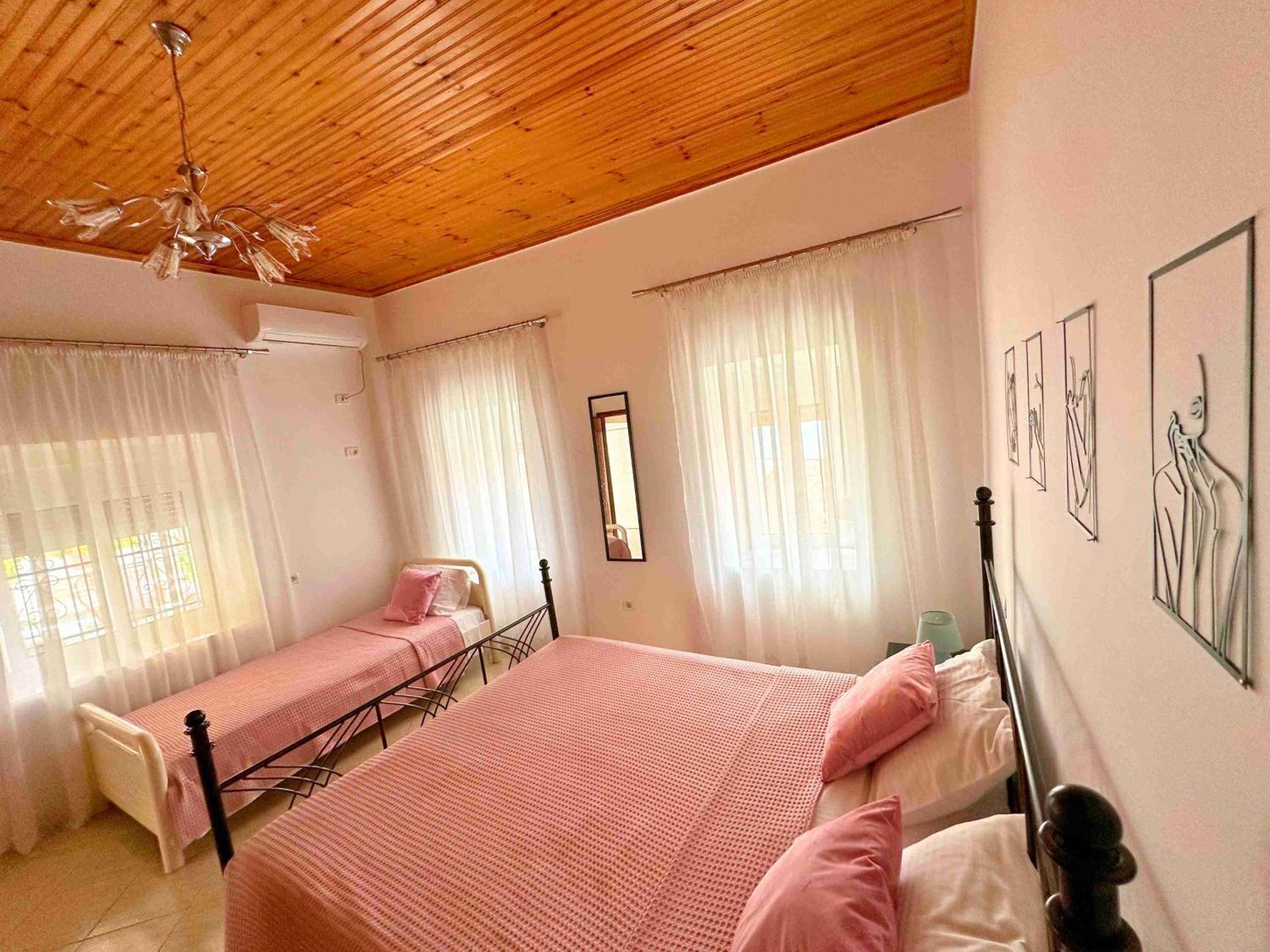 Villa Kalderimi View House Dhërmi Esterno foto